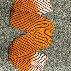 L&B flare slip on jeans…. Fits up to size 8!!